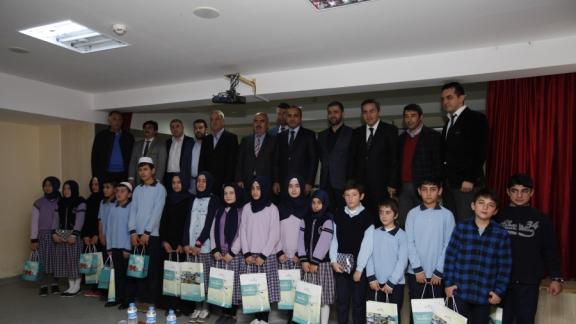 Şehit Onbaşı Murat Şengöz İmam Hatip Ortaokulu Kuran-ı Kerim okuma yarışması ödül töreni