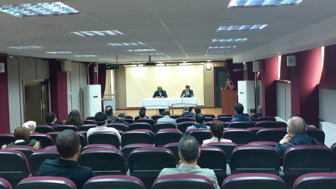 Hadımköy Örfi ÇetinKaya Anadolu Lisesinde Toplantı Düzenlendi
