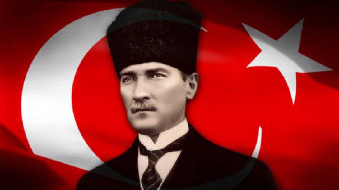 İlçe Milli Eğitim Müdürümüz Sayın Hasip TURHAN, Cumhuriyetimizin kurucusu Gazi Mustafa Kemal Atatürk'ün ebediyete irtihalinin 82.yıl dönümü dolayısıyla  bir mesaj yayımladı.