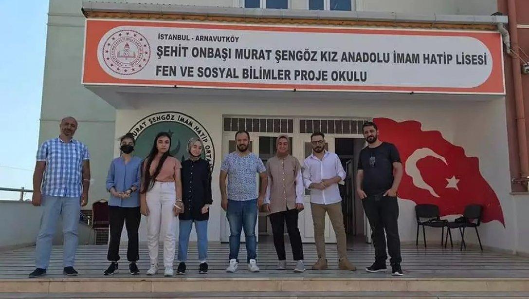 Şehit Onbaşı Murat Şengöz AİHL öğrencilerimiz TÜGVA'nın düzenlemiş olduğu münazara yarışmasında Ege Bölgesi birincisi Afyonkarahisar'ı yarı finalde eleyerek Türkiye finaline çıktılar.