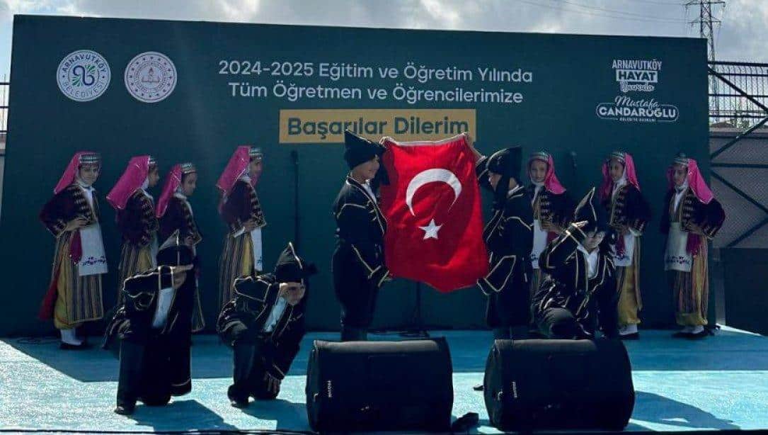 İlköğretim Haftası Açılış Programı Hadımköy Ortaokulu'nun Yeni Binasında Gerçekleştirildi